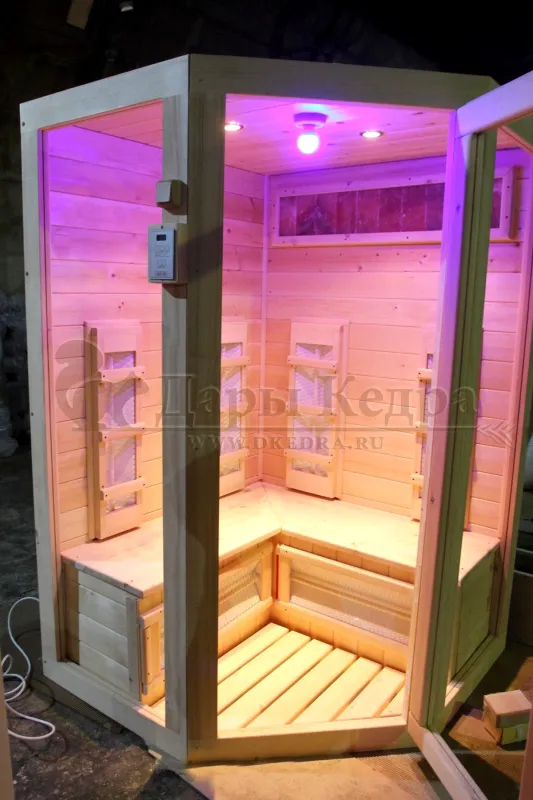Двухместная угловая инфракрасная сауна кабина из кедра и липы с керамическими излучателями