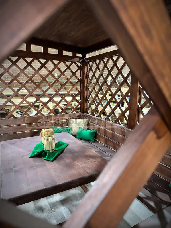 Беседка из дерева