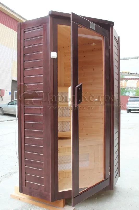 Одноместная угловая инфракрасная сауна кабина из кедра и липы с керамическими излучателями